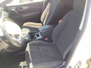 2017 Nissan Rogue Sport S - Interior Front Seat Image